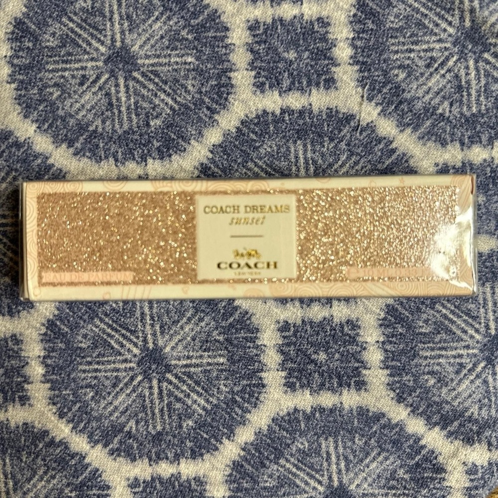 New Sealed Coach Dreams Sunset Eau De Parfume 0.33 oz